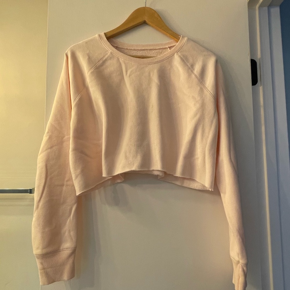 Cute pink self cropped crew neck